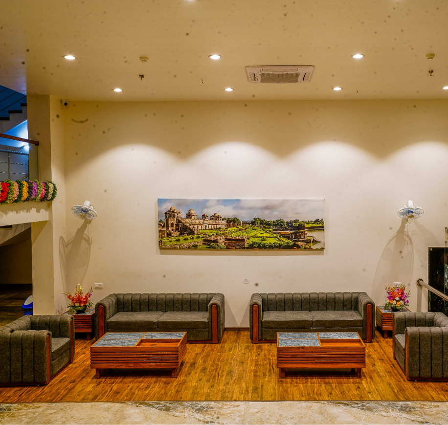 Delicious cuisine at VS Imperial – top hotels in Akola for food