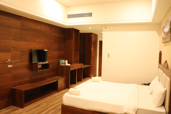 Bride and groom at Akola famous hotel