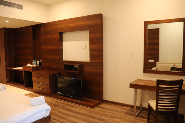 Engagement ceremony – hotel in Akola near bus stand