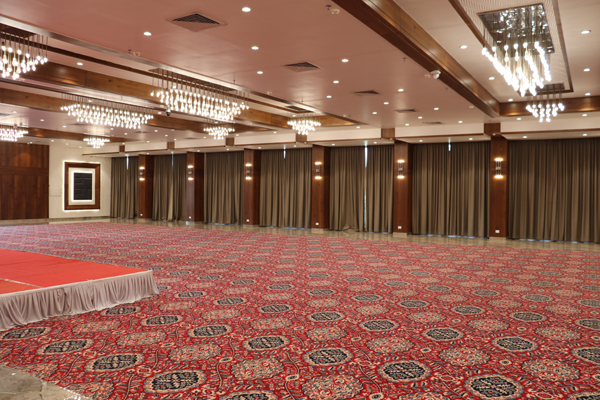 Guests enjoying event – hotel in Akola