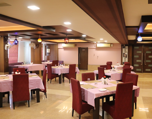 Breakfast buffet at VS Imperial – hotel near Akola bus stand