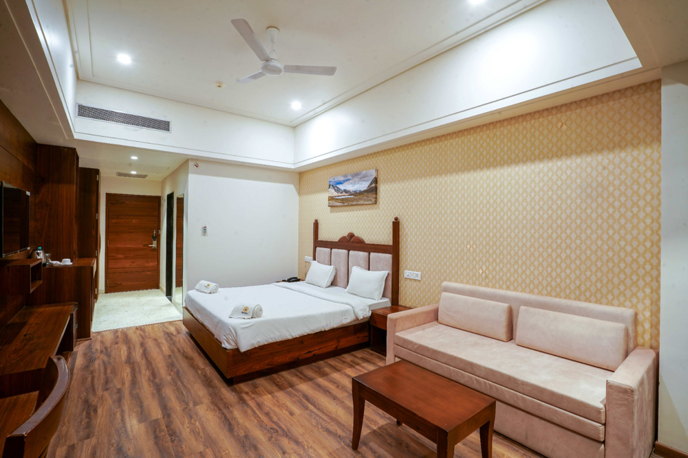 Comfortable guest room – top hotels in Akola